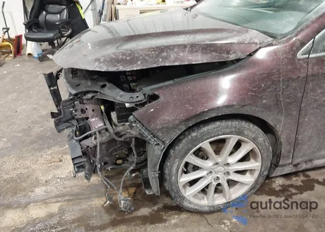 2013 Toyota Avalon Xle Touring z USA, uszkodzony, nr VIN 4T1BK1EB1DU006046